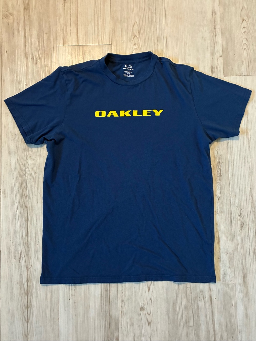Oakley T-Shirt
